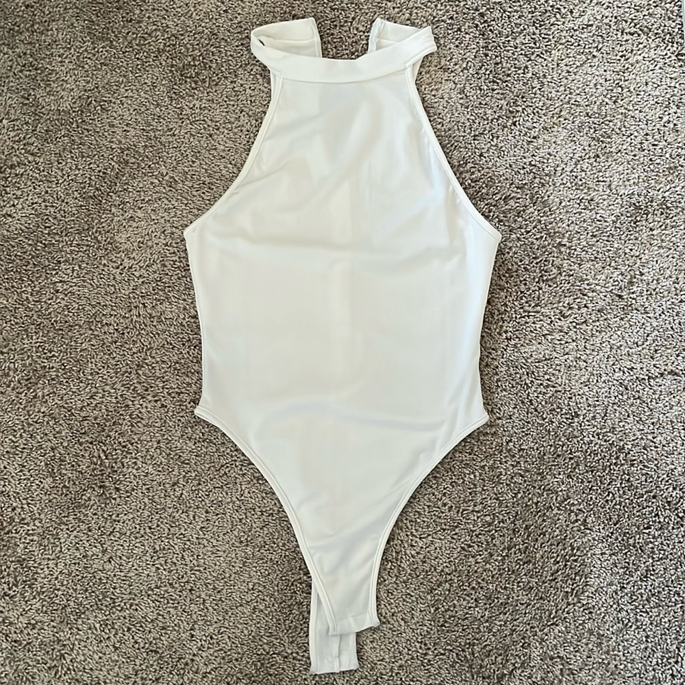EUC bodysuit